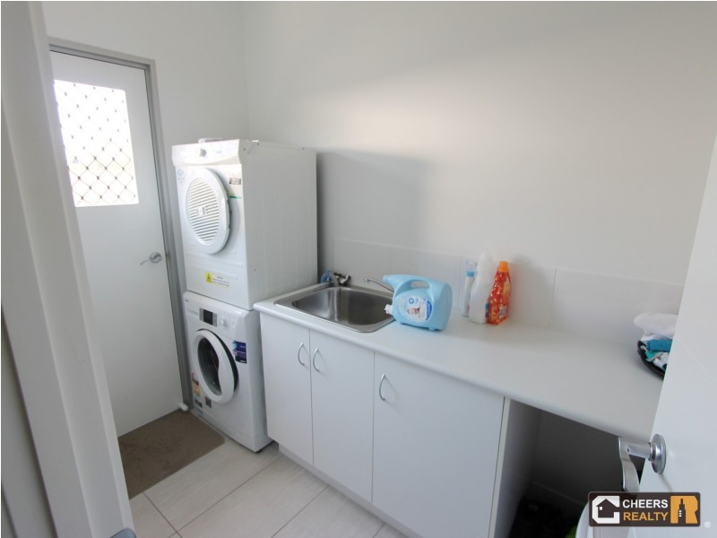 2 Cradle Drive, New Auckland QLD 4680