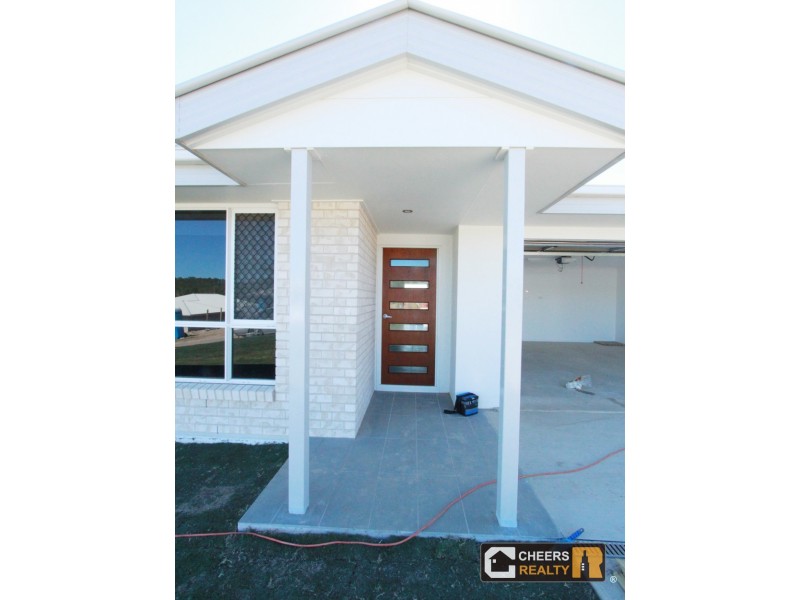 13 Namadgi Tce, New Auckland QLD 4680