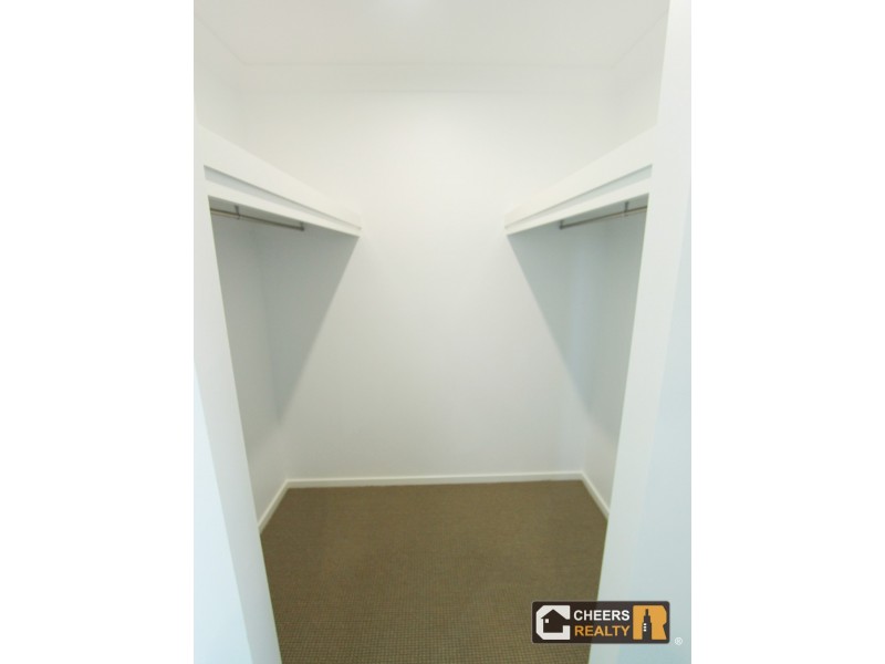 13 Namadgi Tce, New Auckland QLD 4680