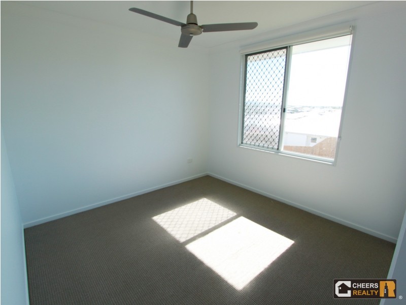 13 Namadgi Tce, New Auckland QLD 4680