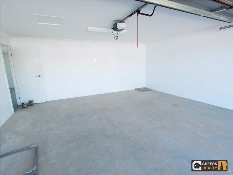 13 Namadgi Tce, New Auckland QLD 4680