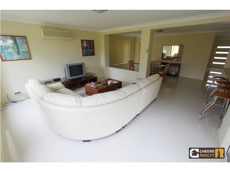 25 The Parkway, Stretton QLD 4116