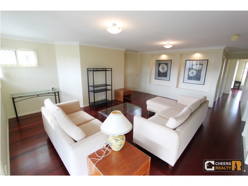 25 The Parkway, Stretton QLD 4116