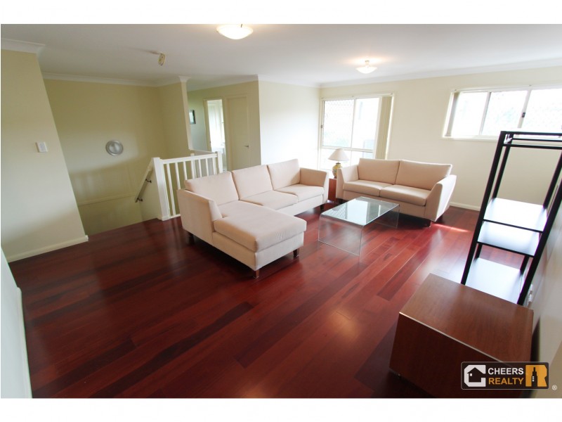 25 The Parkway, Stretton QLD 4116