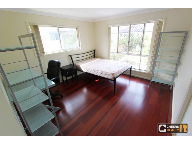 25 The Parkway, Stretton QLD 4116