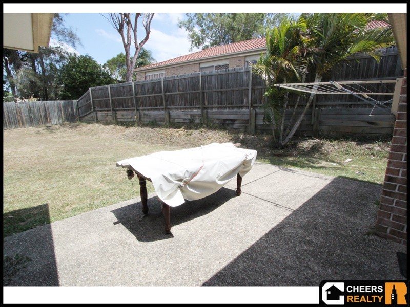 8 Holmes Ct, Goodna QLD 4300