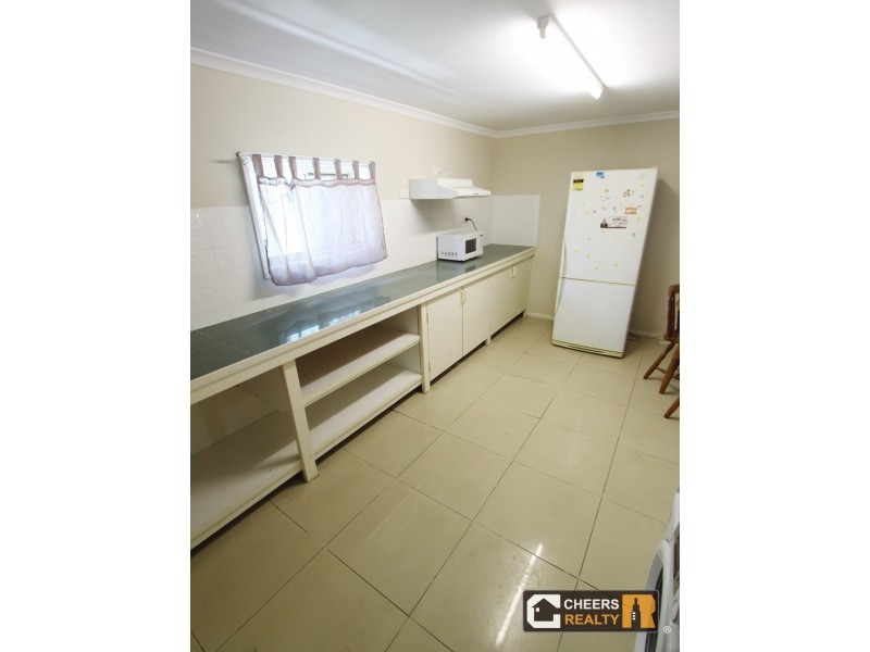 54 Dew St, Runcorn QLD 4113
