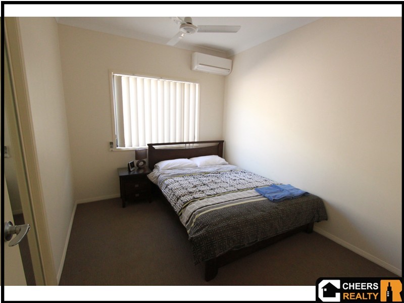 5 Glasshouse Place, New Auckland QLD 4680
