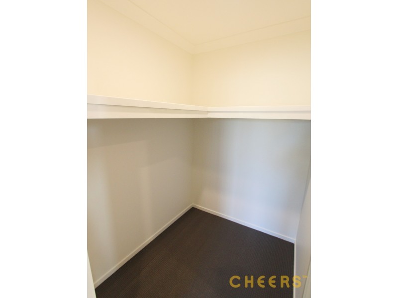 17 Kirrama St, Waterford QLD 4133