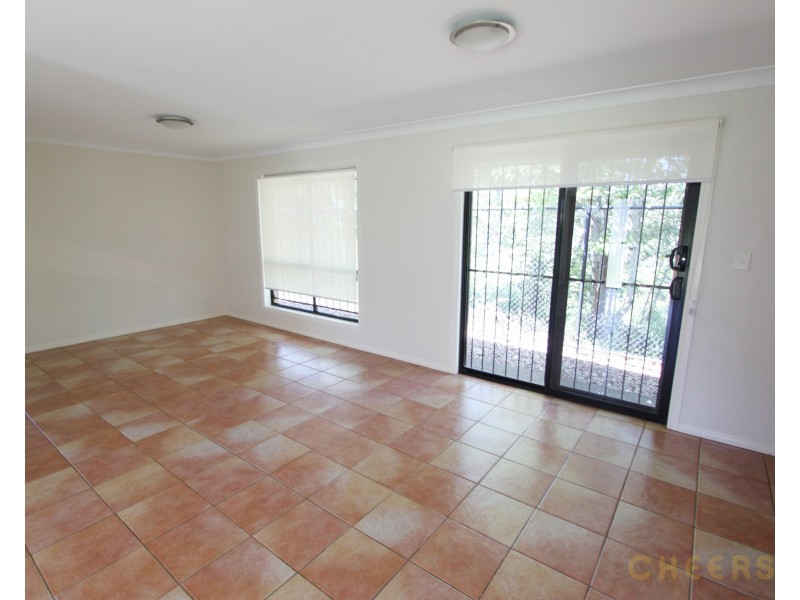 31 Alan Crescent, Eight Mile Plains QLD 4113