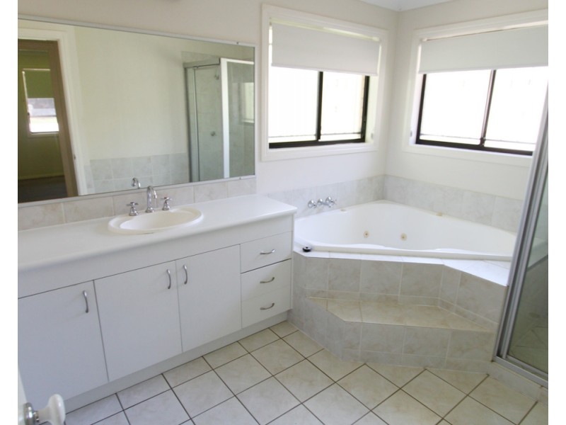 31 Alan Crescent, Eight Mile Plains QLD 4113