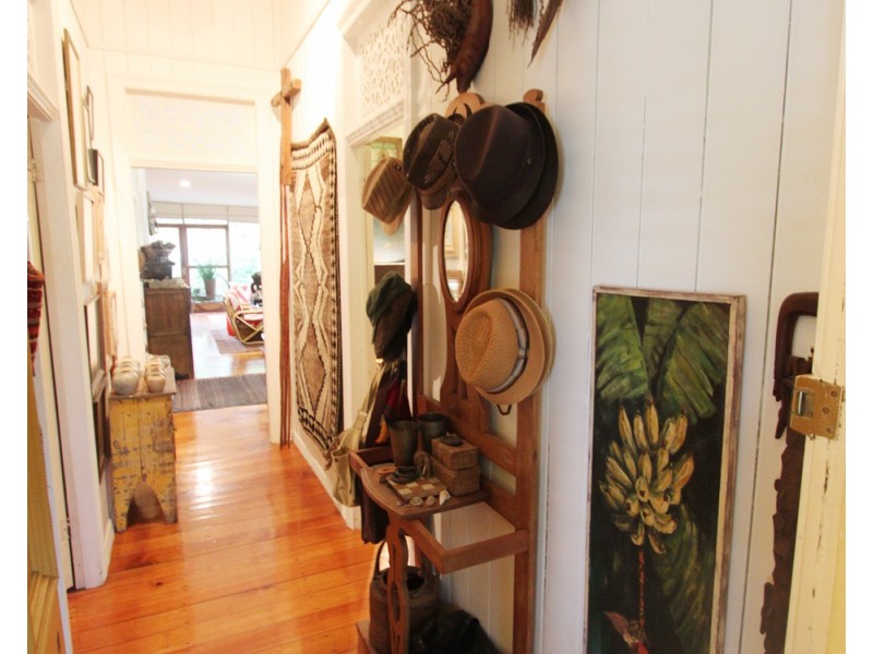 33 Green Terrace, Windsor QLD 4030