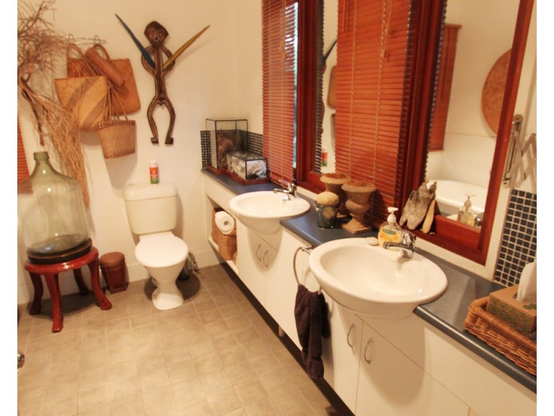 33 Green Terrace, Windsor QLD 4030