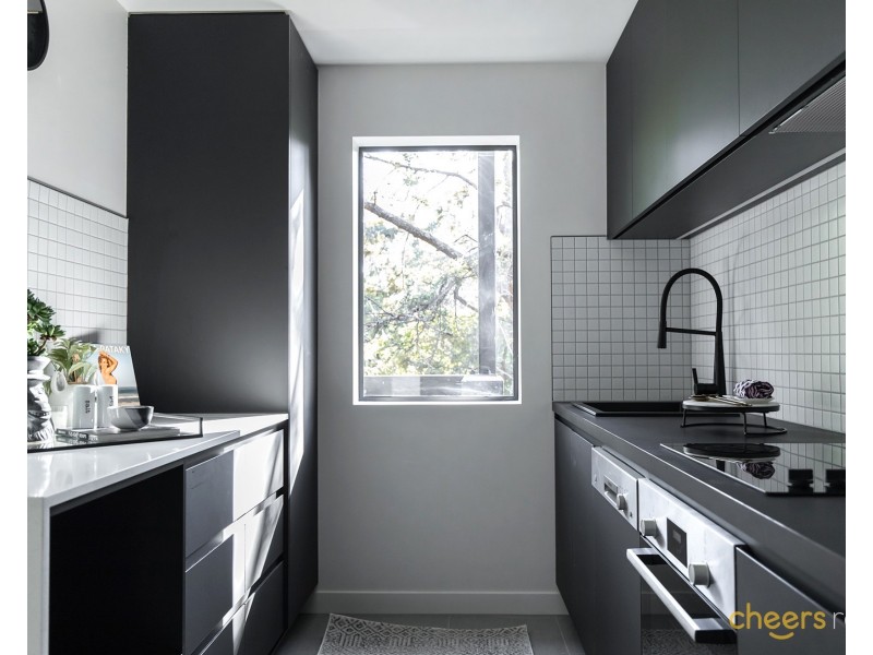 2/2 Laver Street, Macgregor QLD 4109