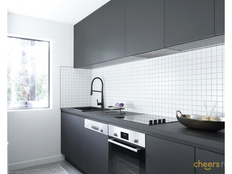 2/2 Laver Street, Macgregor QLD 4109