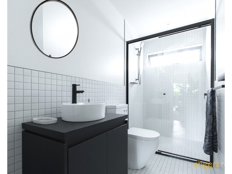 2/2 Laver Street, Macgregor QLD 4109