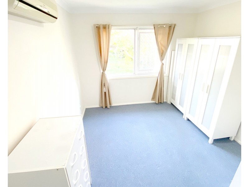 14 Bridgeport Street, Macgregor QLD 4109