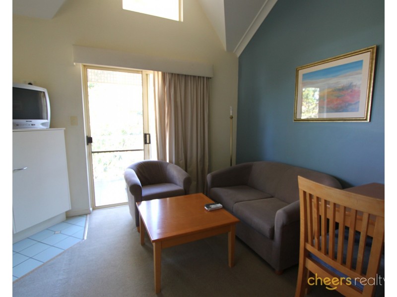 50/85 Deakin Street, Kangaroo Point QLD 4169