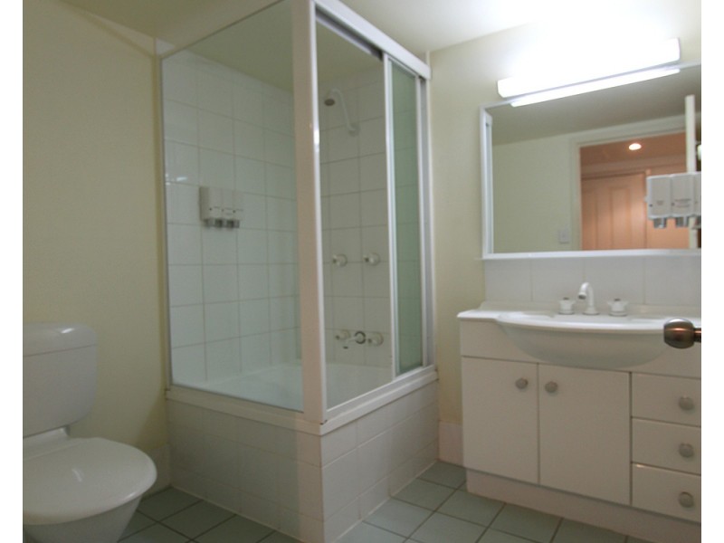 50/85 Deakin Street, Kangaroo Point QLD 4169