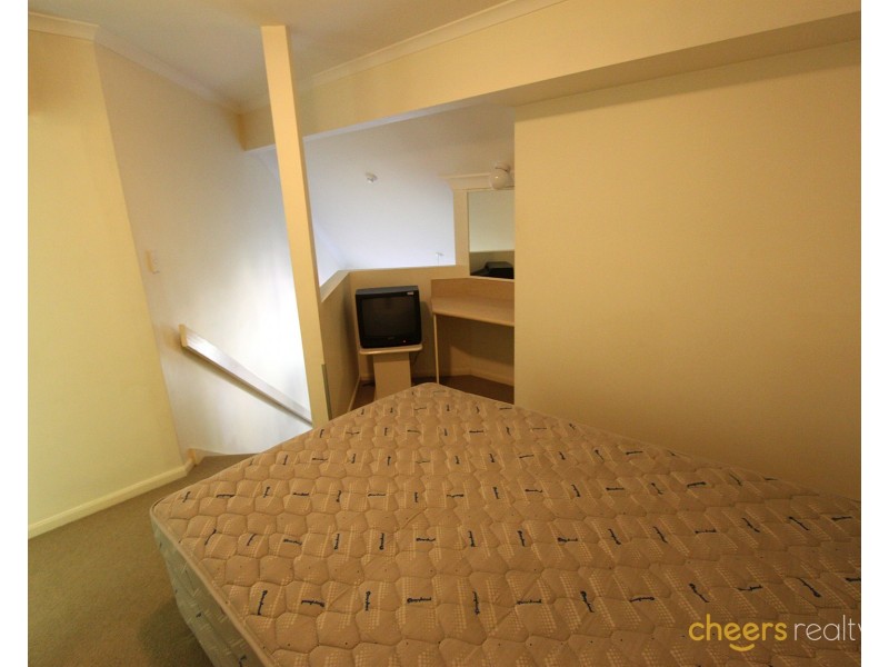 50/85 Deakin Street, Kangaroo Point QLD 4169