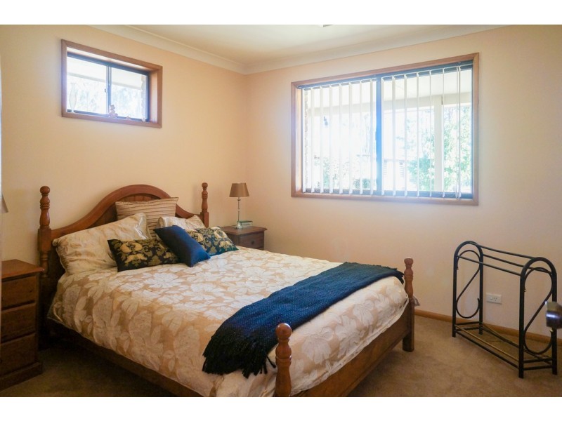 64 Carr Road, Bringelly NSW 2556