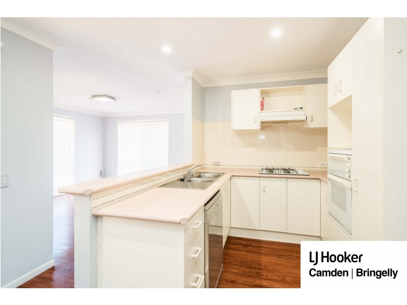 11 Craven Place, Mount Annan NSW 2567