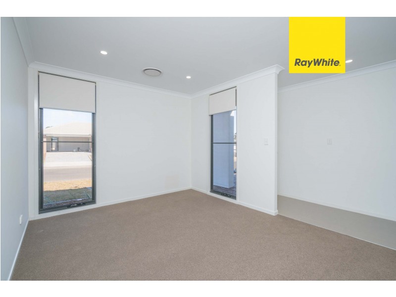 9 Goodluck Circuit, Cobbitty NSW 2570