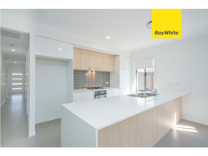 9 Goodluck Circuit, Cobbitty NSW 2570