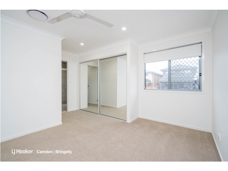 126 Dalmatia Ave, Edmondson Park NSW 2174