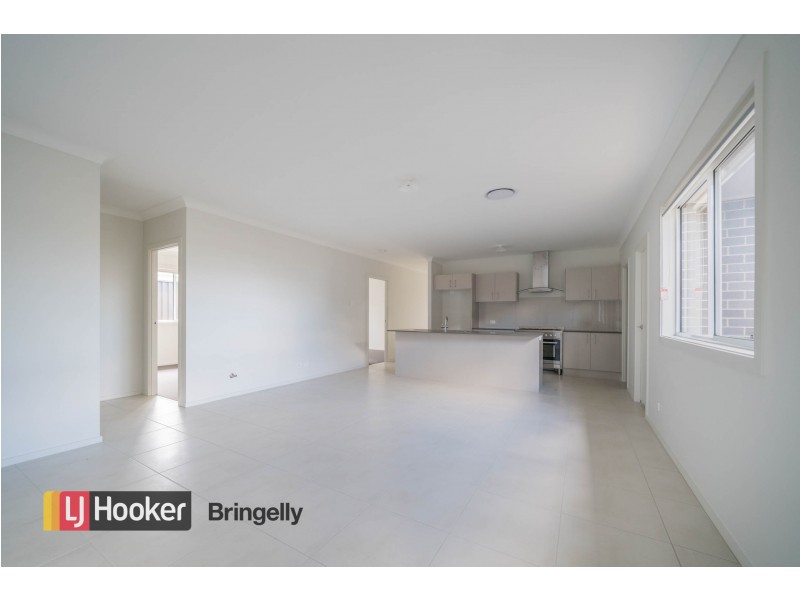 16 St Heliers Road, Silverdale NSW 2752