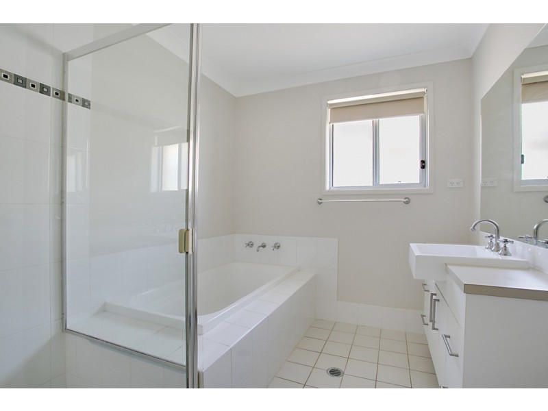 43 Longley Avenue, Elderslie NSW 2570