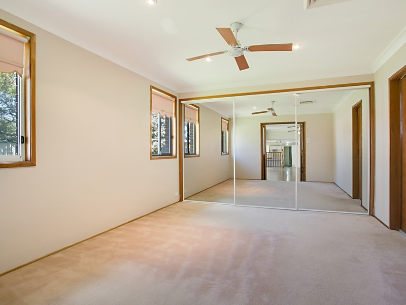 14 Fryer Street, Mount Annan NSW 2567