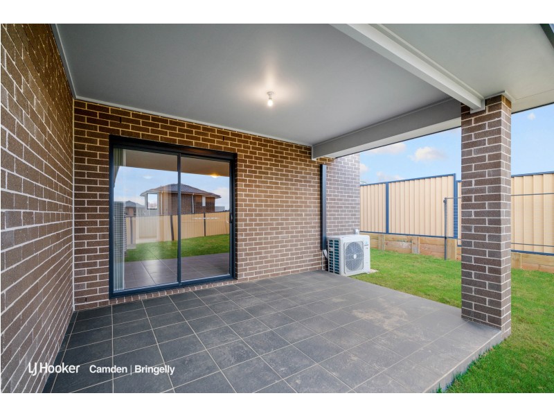 25 Manchuria Road, Edmondson Park NSW 2174
