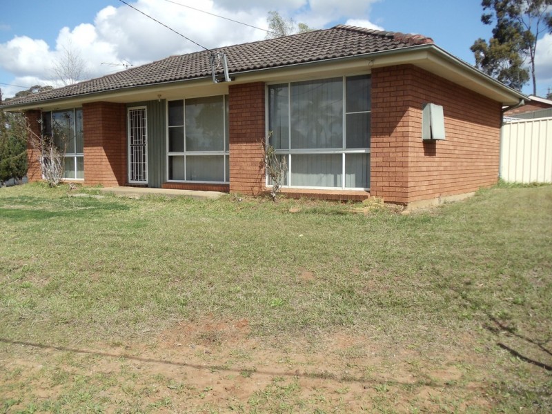5 Woodland Crescent, Narellan NSW 2567