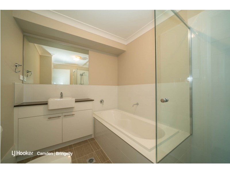 17 Doubletail Lane, Denham Court NSW 2565