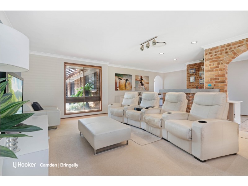 23 Masterfield Street, Rossmore NSW 2557