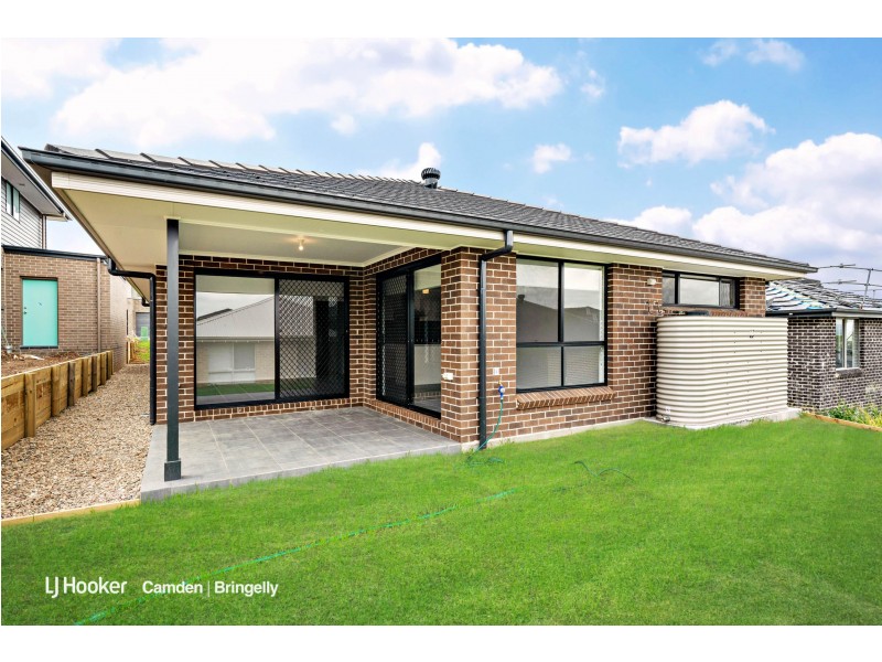 42 Jennings Crescent, Spring Farm NSW 2570