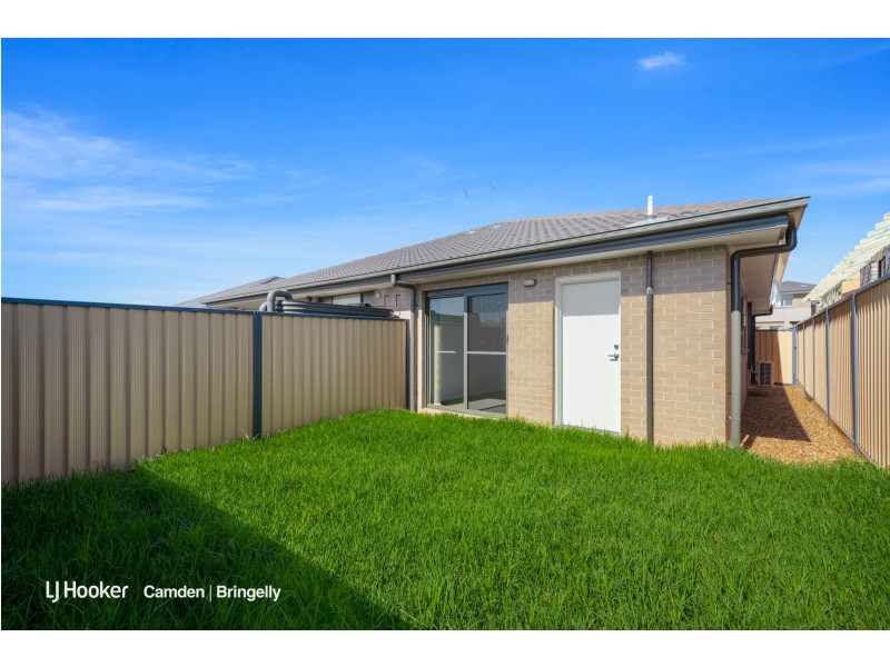 13A Manchuria Road, Edmondson Park NSW 2174