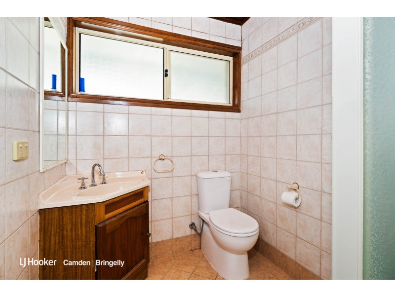 36 Hawkey Cres, Camden NSW 2570