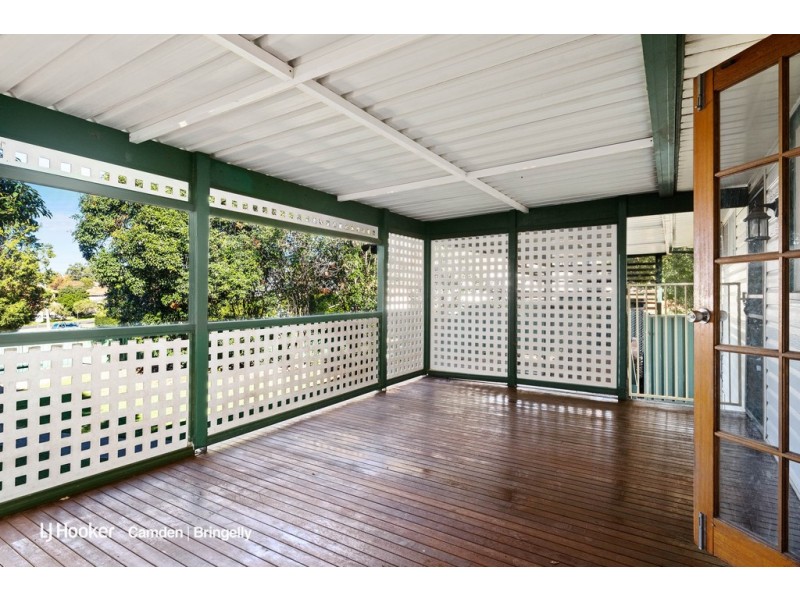 36 Hawkey Cres, Camden NSW 2570