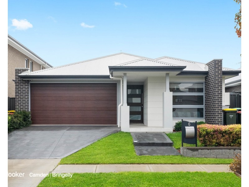 6 Jamestown Avenue, Denham Court NSW 2565