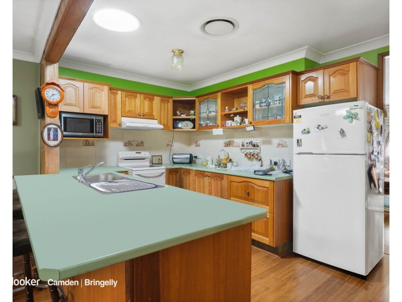 14 Mary Street, The Oaks NSW 2570