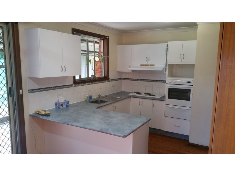 65 Bullecourt Ave, Milperra NSW 2214