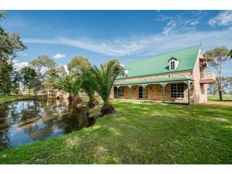 6 Carrington Road, Bringelly NSW 2556