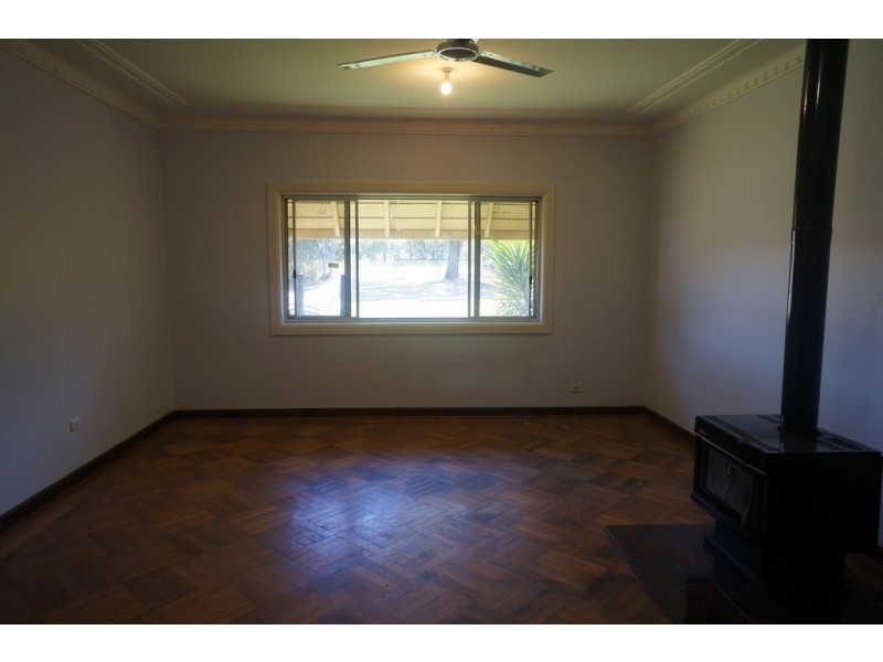 892A Luddenham Road, Luddenham NSW 2745