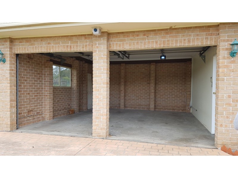 8 Medich Pl, Bringelly NSW 2556