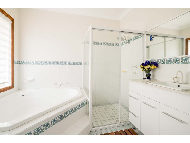 22 Sickles Drive, Grasmere NSW 2570