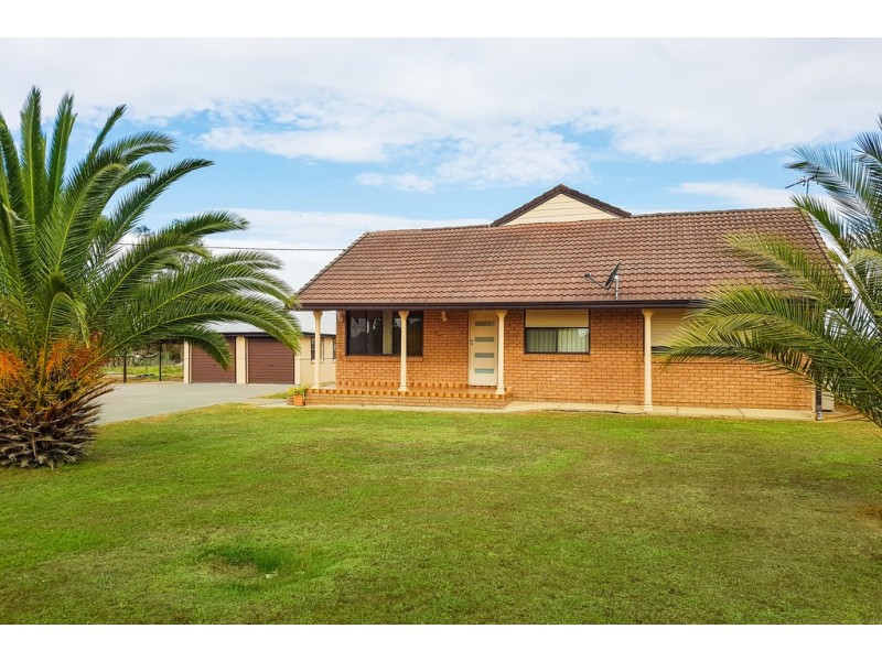200 Lawson Rd, Badgerys Creek NSW 2555