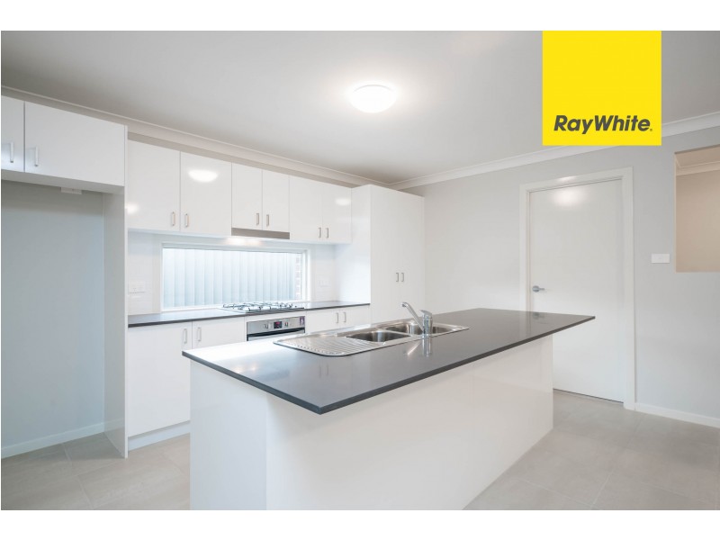 13 Signal St, Werrington NSW 2747