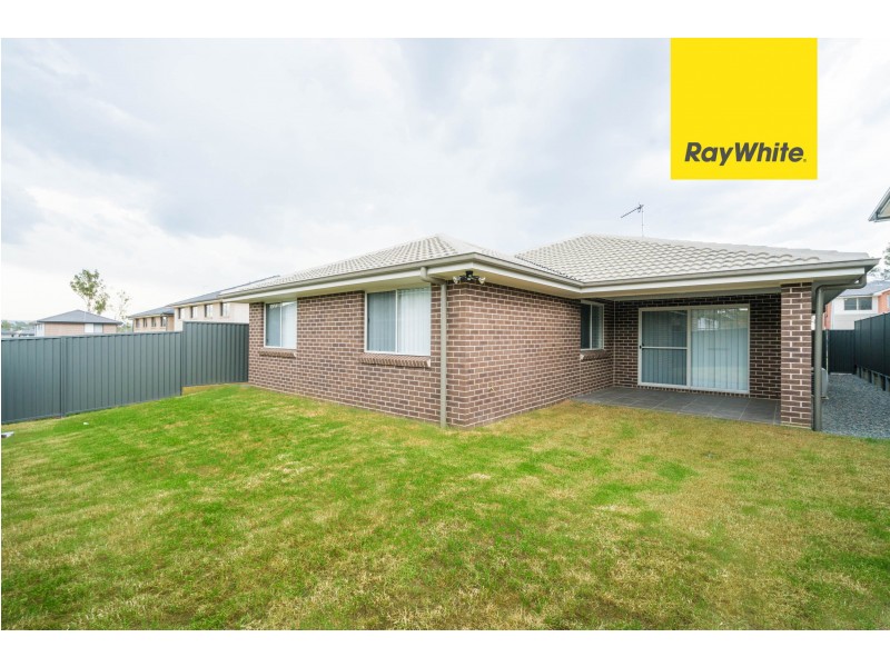 13 Signal St, Werrington NSW 2747